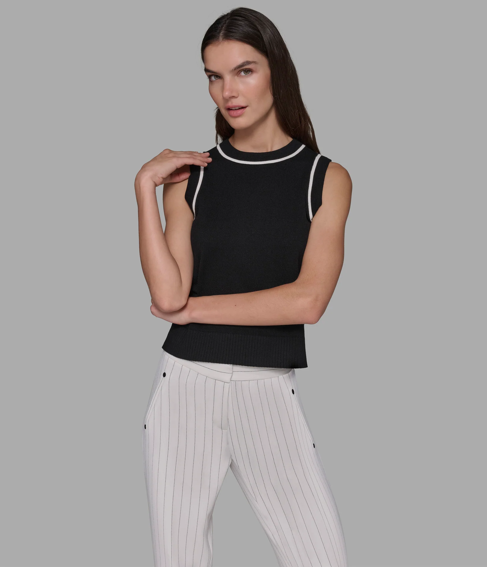CREW NECK SWEATER TANK