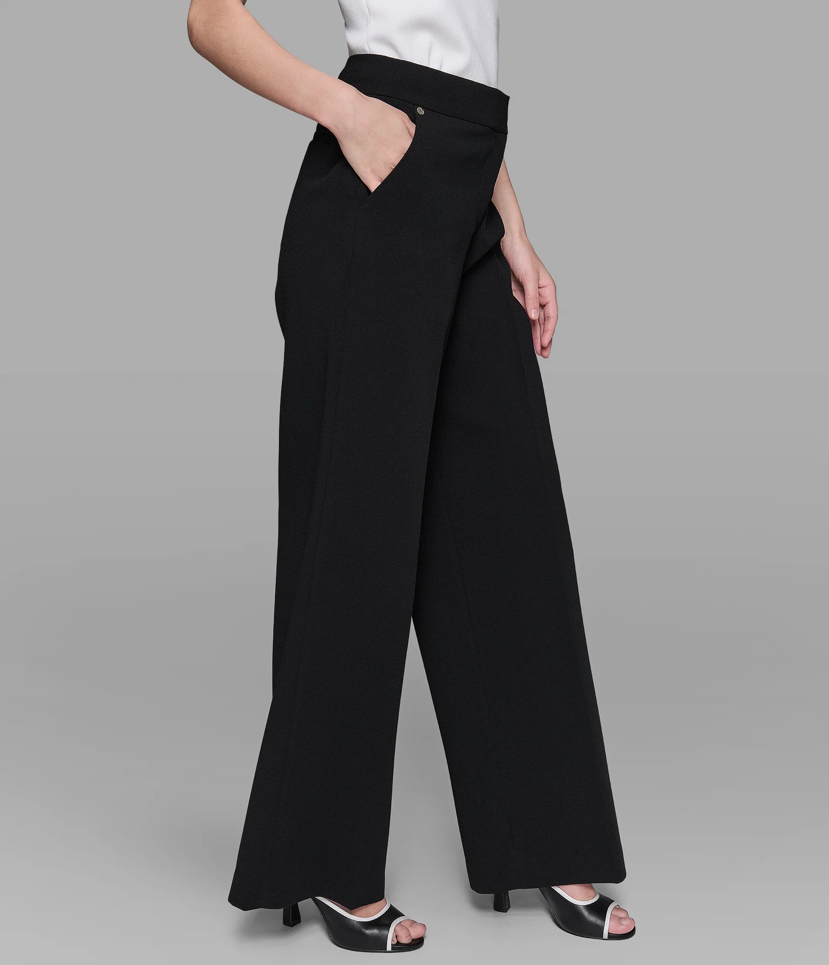 ESSENTIAL BOTTOM WIDE PANT