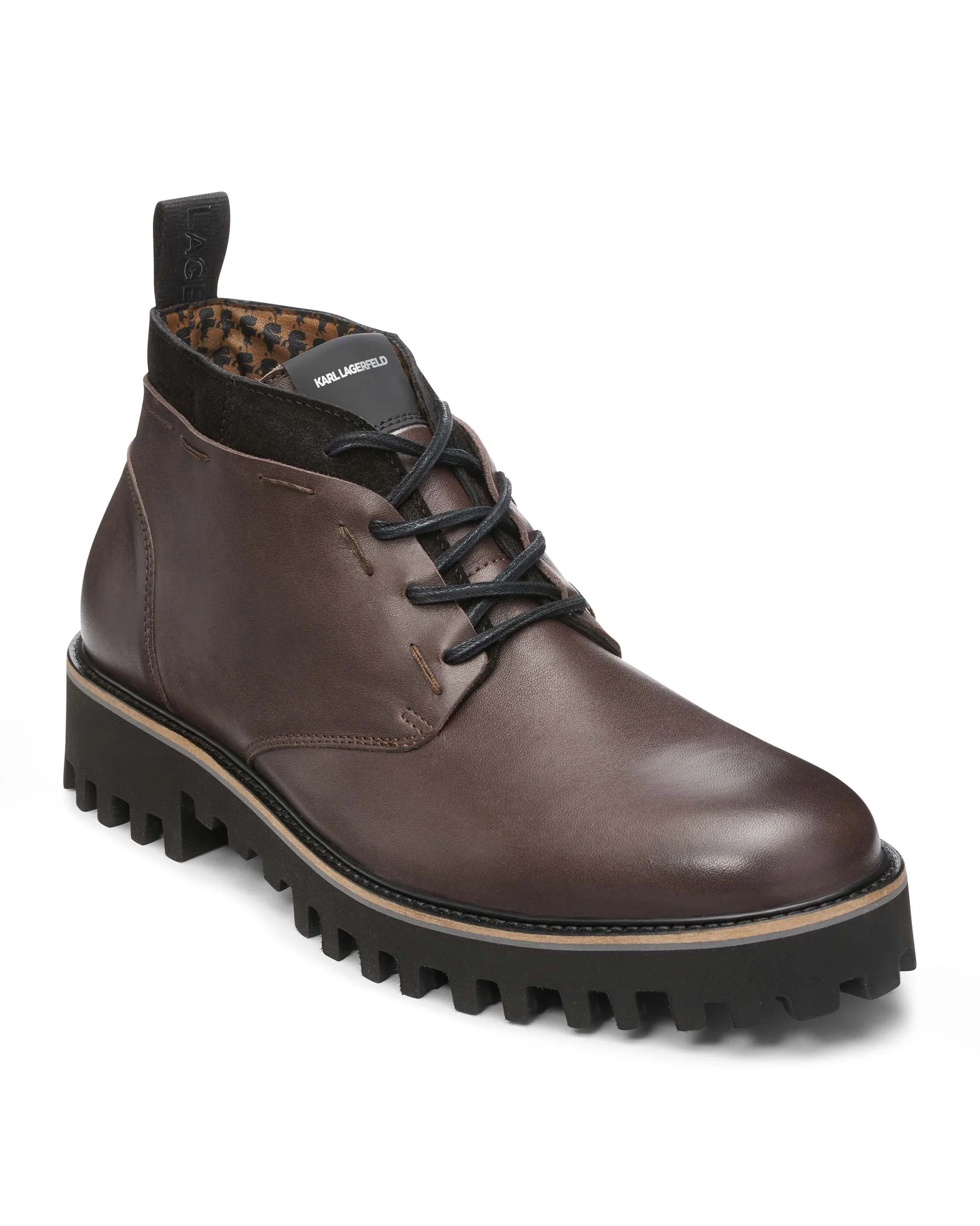 LEATHER CHUKKA BOOT